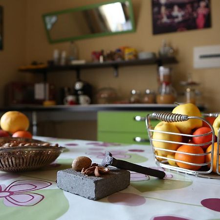 Le 3 B Bed & Breakfast Catania Luaran gambar