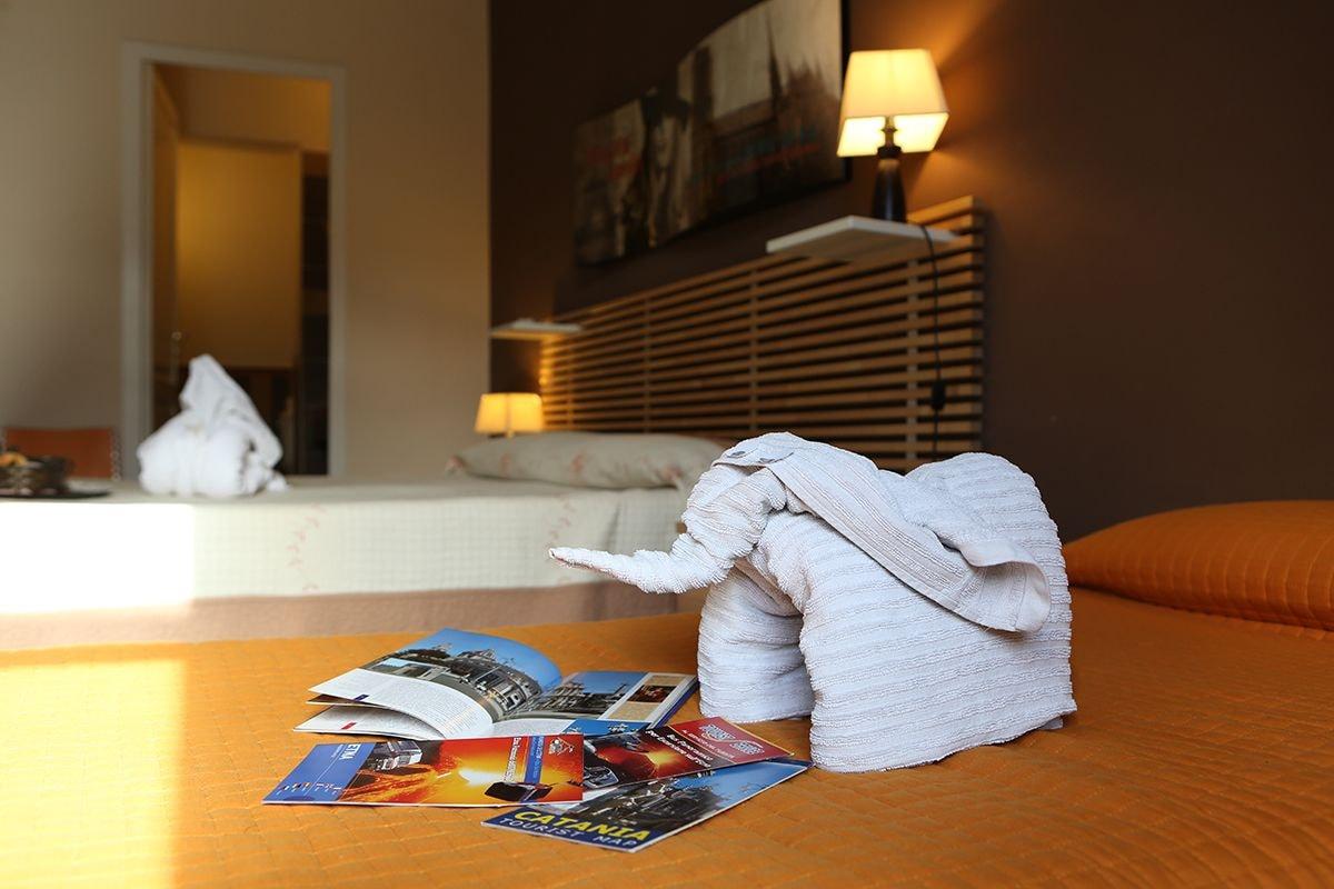 Le 3 B Bed & Breakfast Catania Luaran gambar