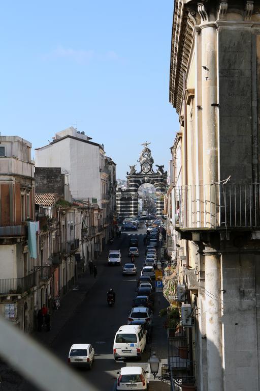 Le 3 B Bed & Breakfast Catania Luaran gambar